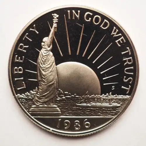 1986-S $1 Statue Of Liberty, DCAM