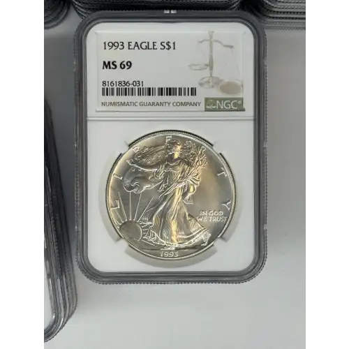 1993 1 oz Silver Eagle  NGC MS69 (LABEL MAY VARY)