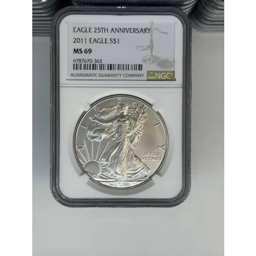 2000 1 oz Silver Eagle  NGC MS69 (LABEL MAY VARY)