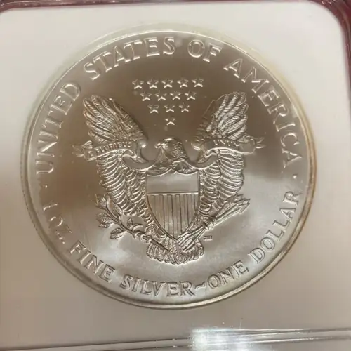 2000 (2)