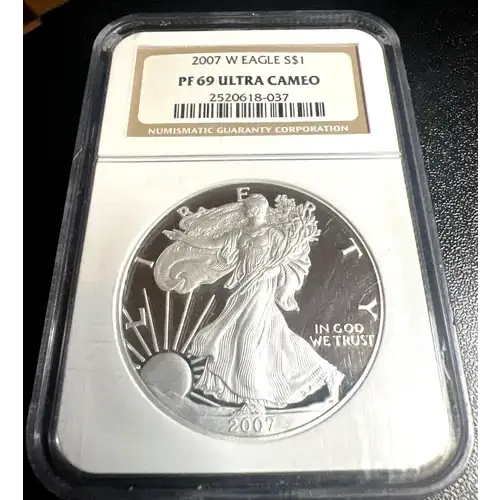 2007 W  ULTRA CAMEO