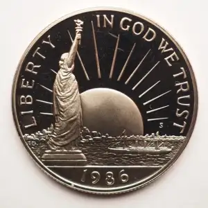 1986-S $1 Statue Of Liberty, DCAM