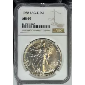 1988 1 oz Silver Eagle  NGC MS69 (LABEL MAY VARY)