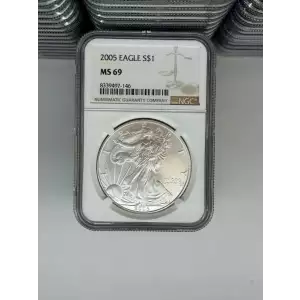 2005 1 oz Silver Eagle  NGC MS69 (LABEL MAY VARY)