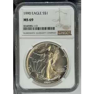 1990 1 oz Silver Eagle  NGC MS69 (LABEL MAY VARY)